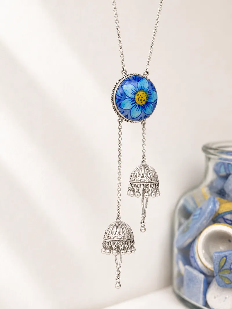 Quiet Bloom Necklace